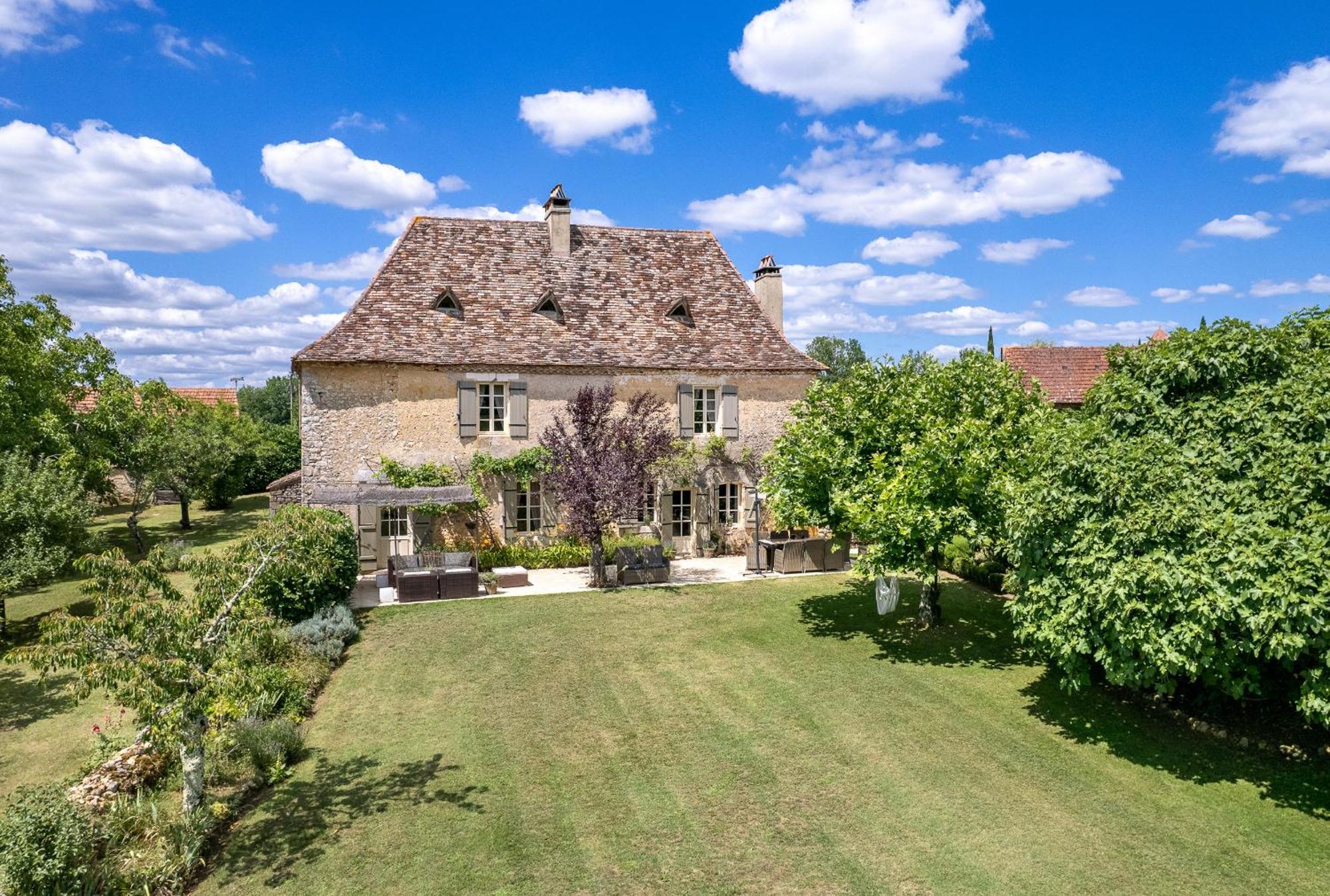 La Maison Louverie Pontours ภายนอก รูปภาพ