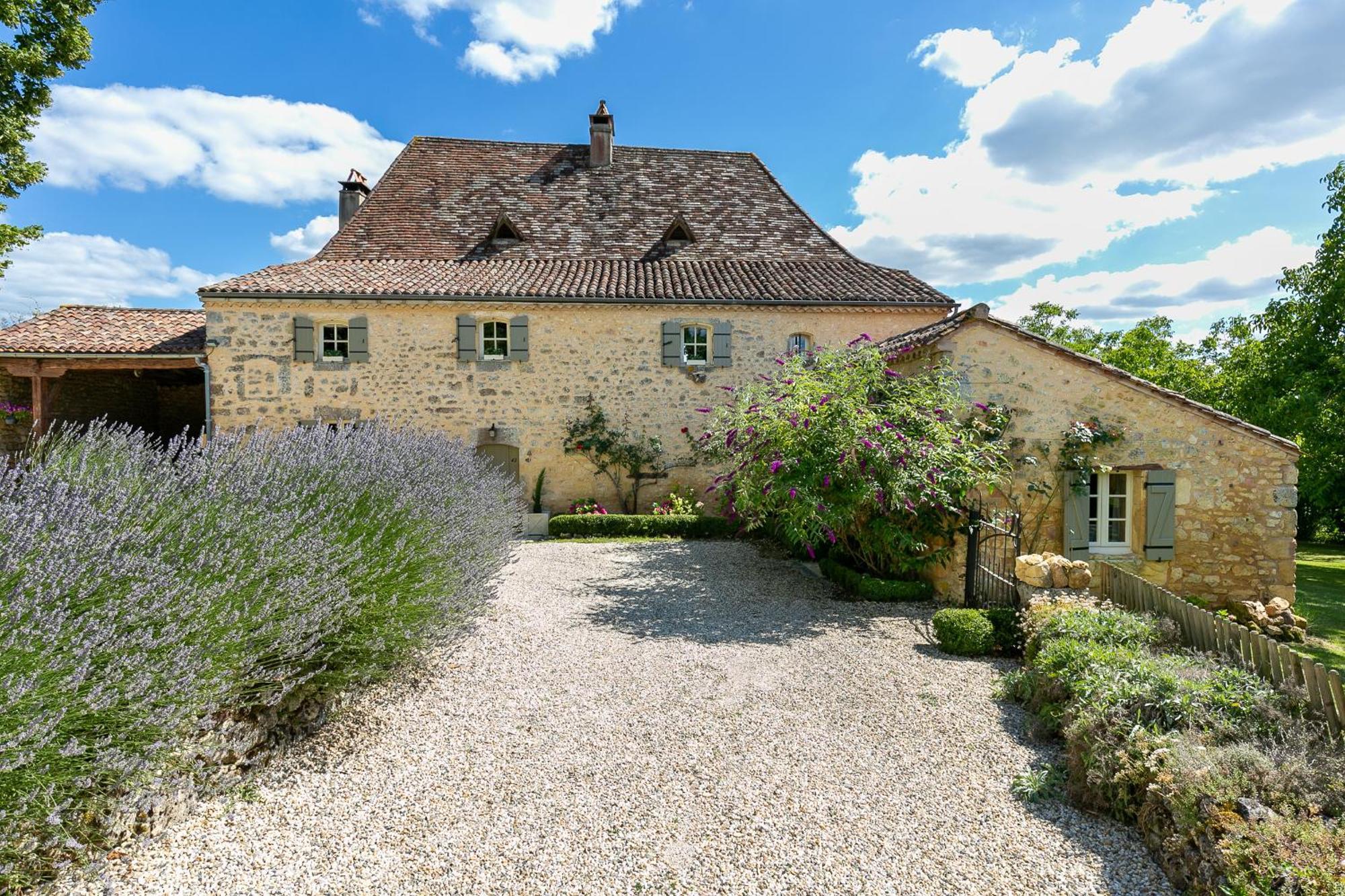 La Maison Louverie Pontours ภายนอก รูปภาพ