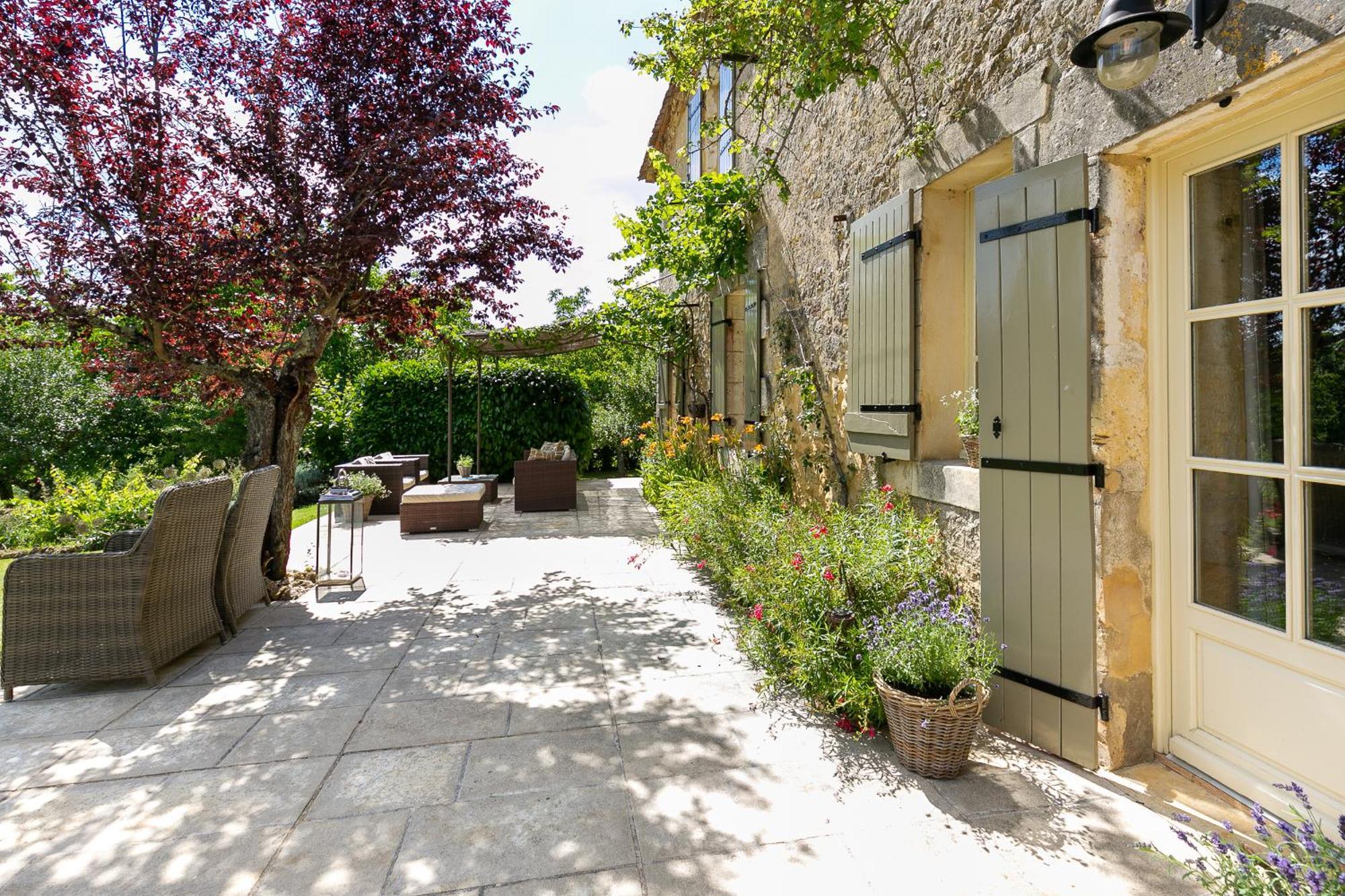 La Maison Louverie Pontours ภายนอก รูปภาพ
