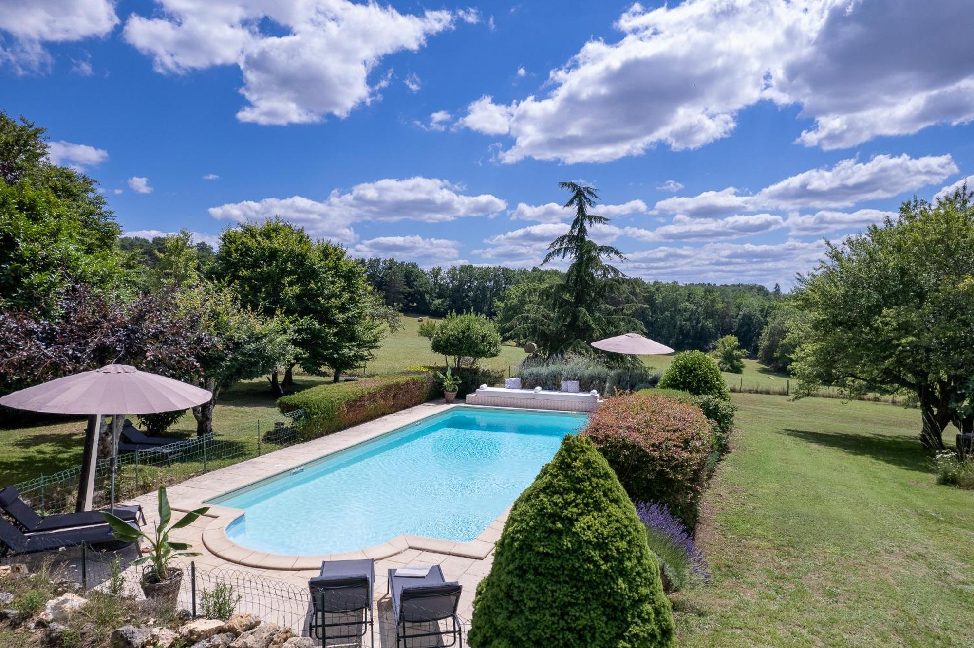 La Maison Louverie Pontours ภายนอก รูปภาพ