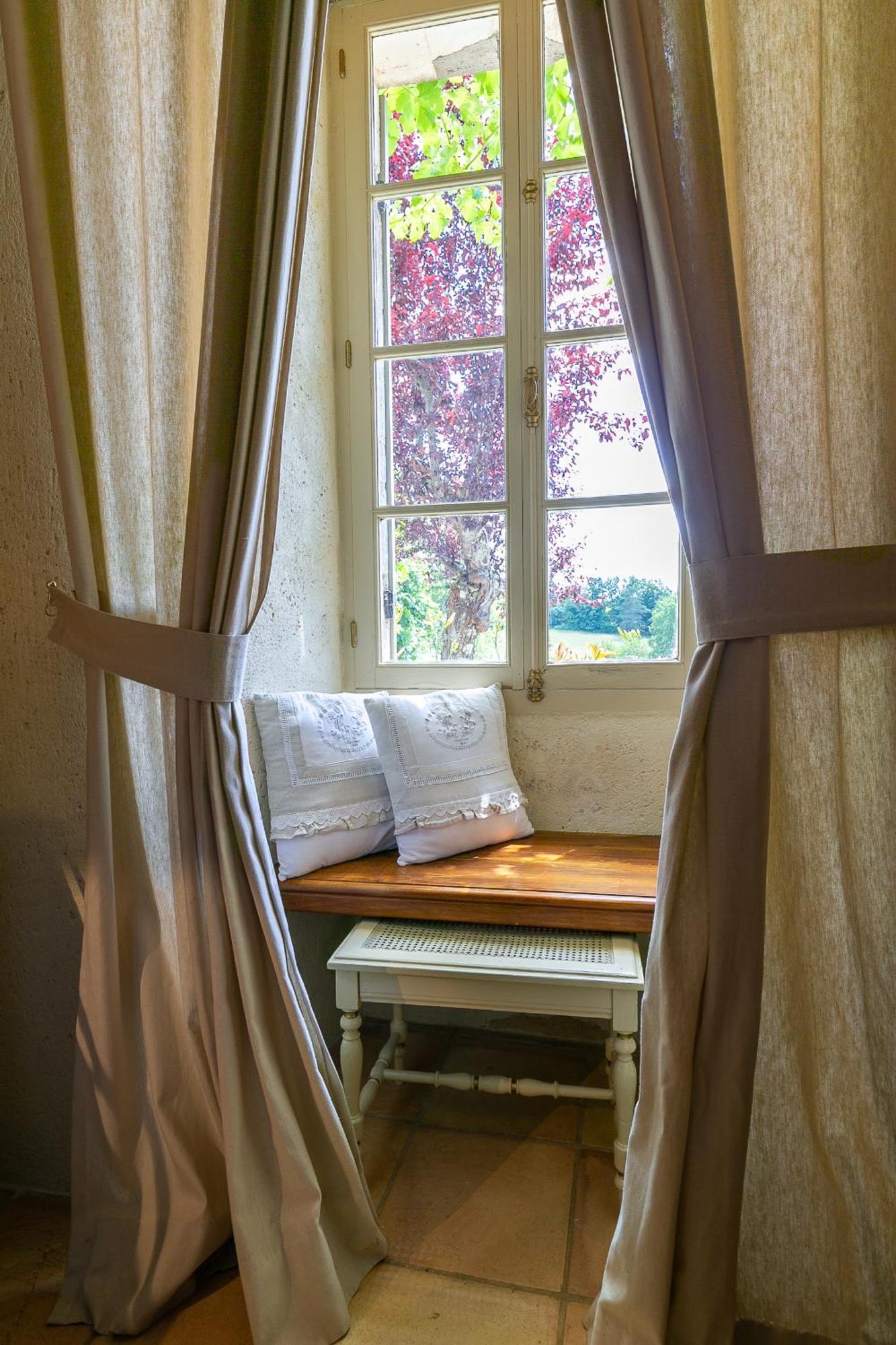 La Maison Louverie Pontours ภายนอก รูปภาพ