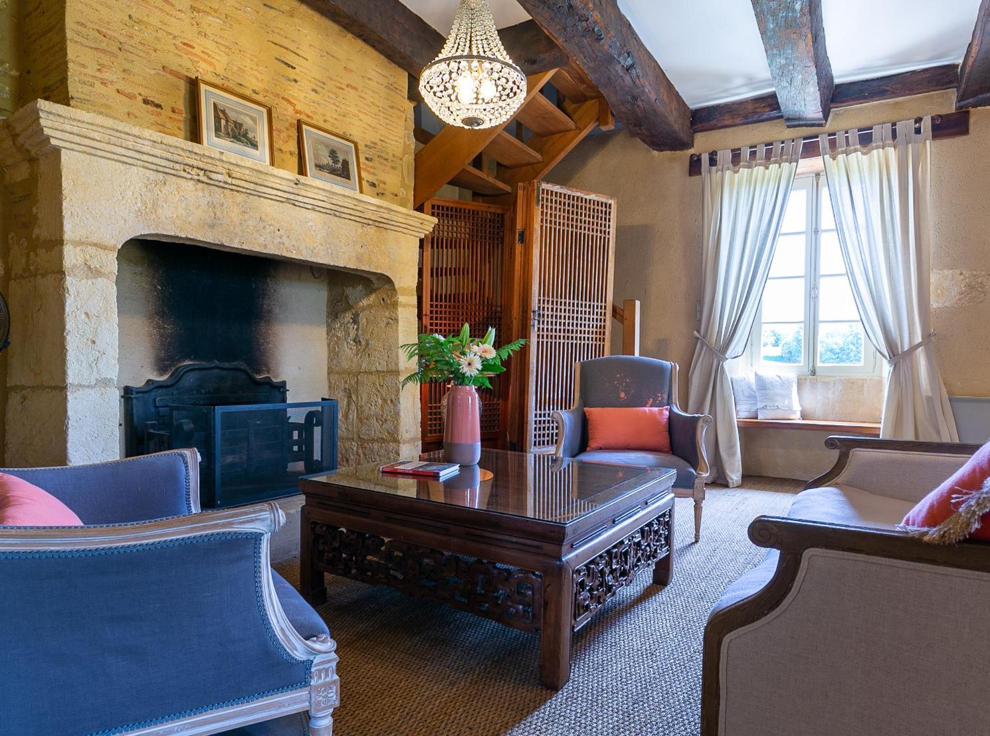 La Maison Louverie Pontours ภายนอก รูปภาพ