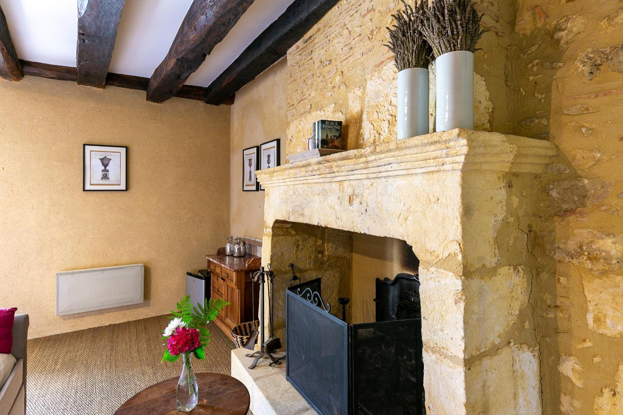 La Maison Louverie Pontours ภายนอก รูปภาพ